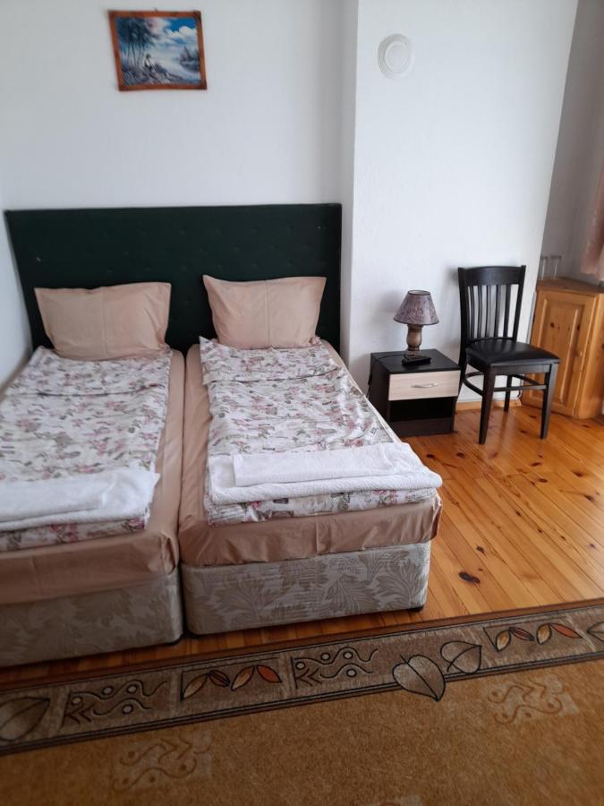 Yana Guest House Dobrinishte Luaran gambar