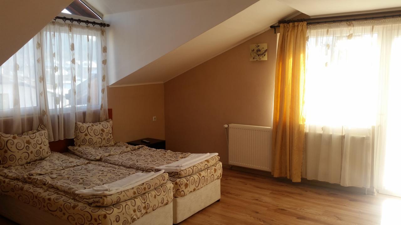 Yana Guest House Dobrinishte Luaran gambar