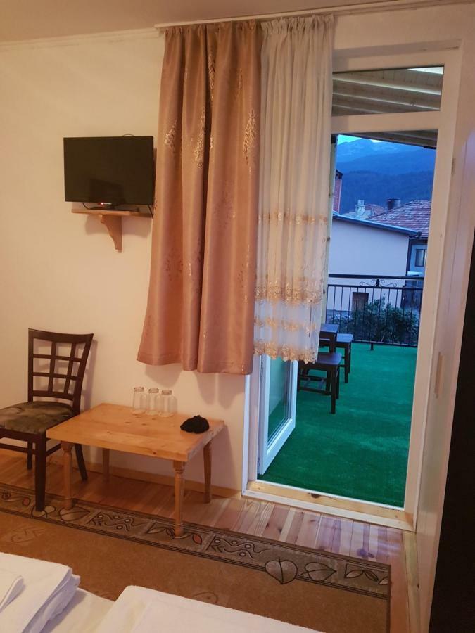 Yana Guest House Dobrinishte Luaran gambar